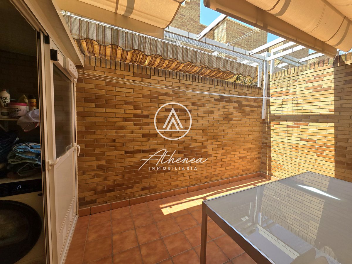 Chalet adosado en venta en Aguadulce Sur