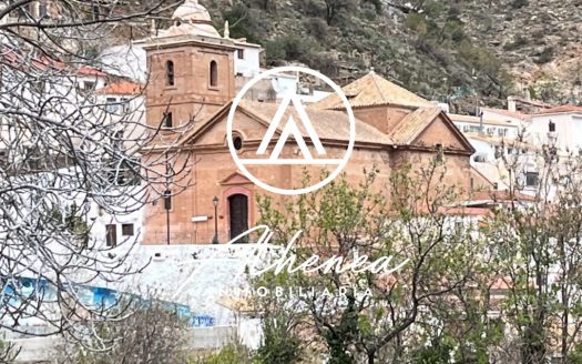 Casa de pueblo en venta en Laroya
