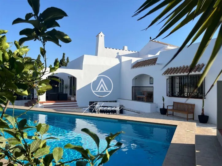 Chalet en venta en Roquetas de Mar