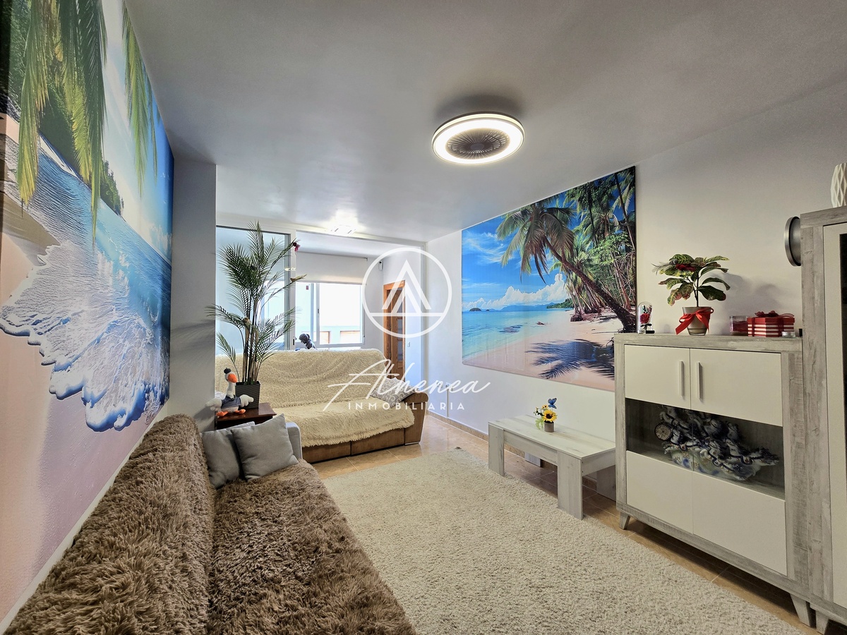 Piso en venta en Roquetas de Mar